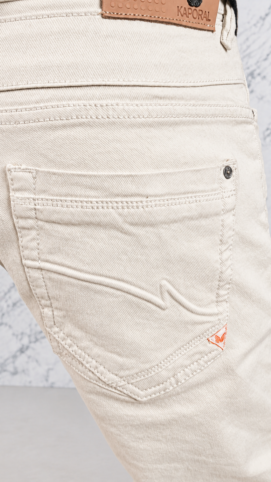 MONARCH STRAIGHT JEANS — ÉCRU