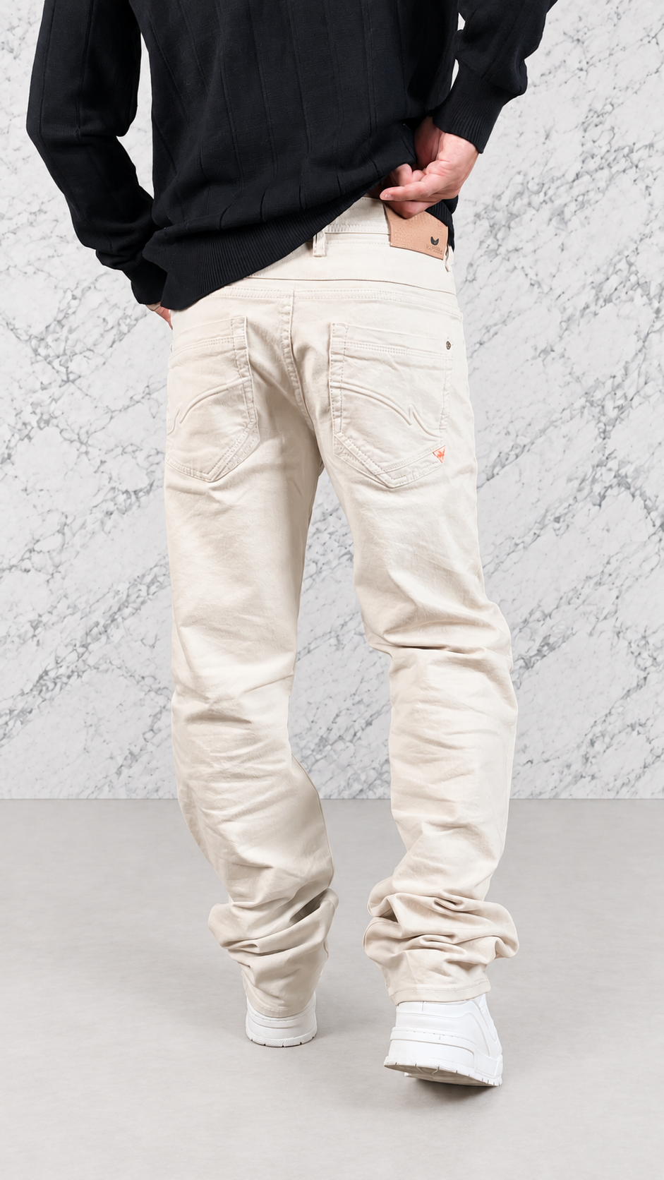 MONARCH STRAIGHT JEANS — ÉCRU