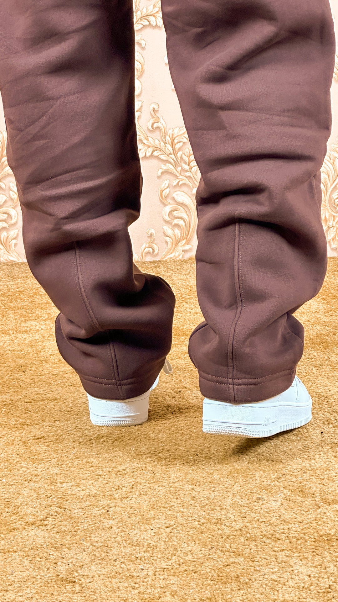 VALLEY WIDE BAGGY JOGGERS MARRON