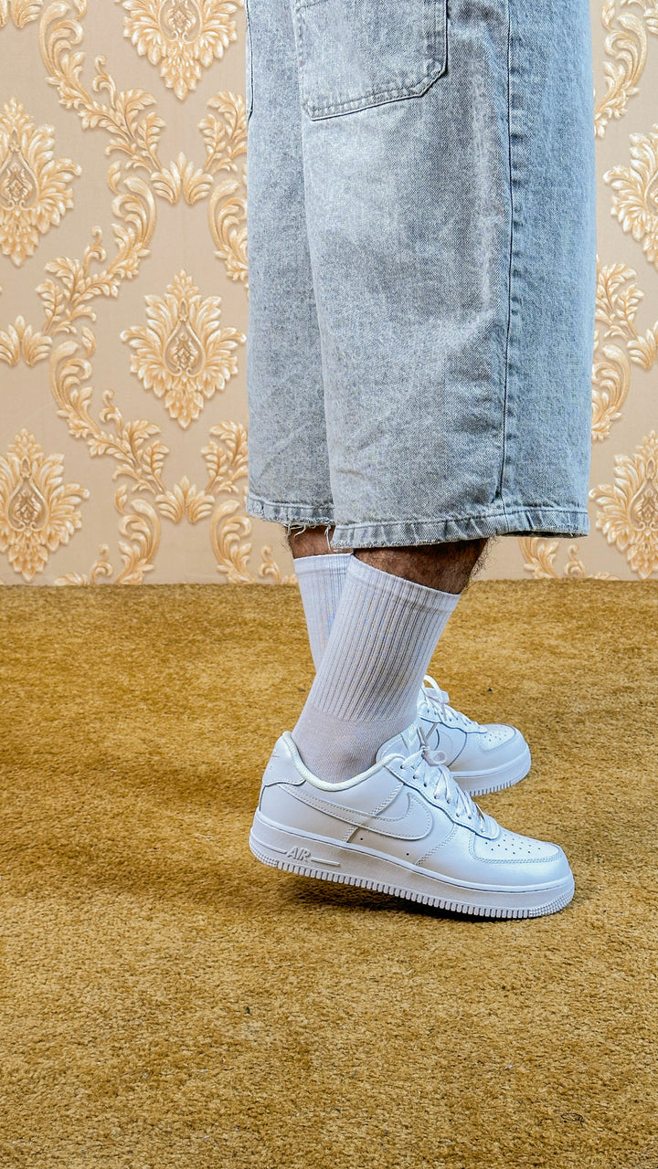 Short Baggy Jeans Simple