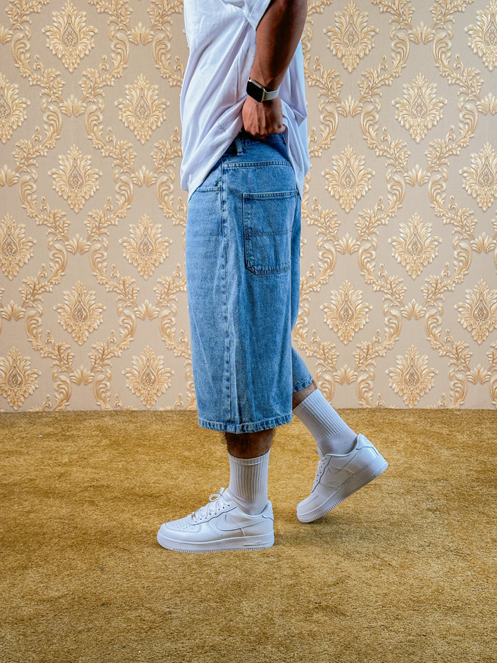 Short Baggy Jeans Simple
