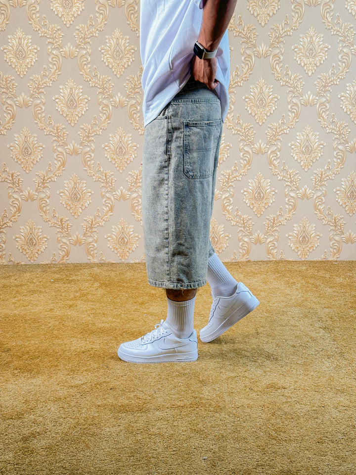 Short Baggy Jeans Simple