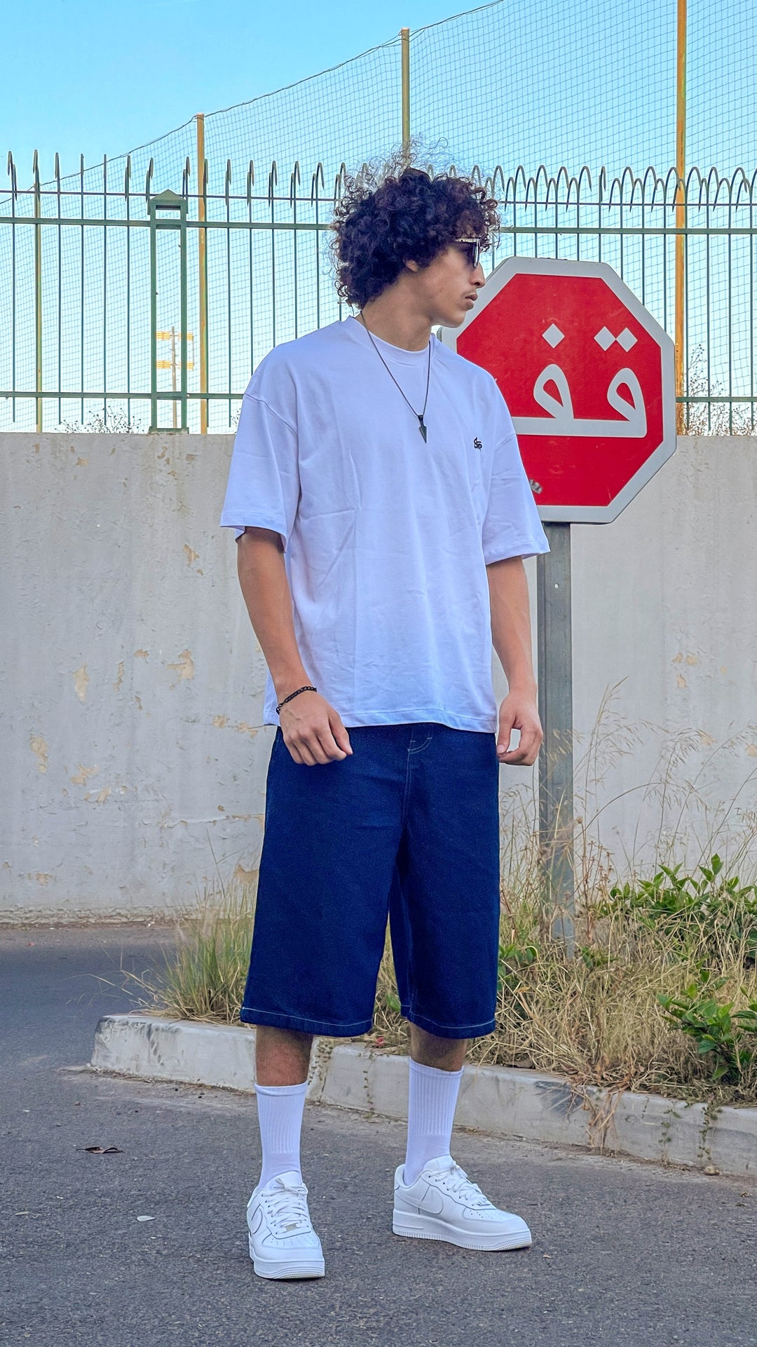 Short Baggy Jeans Simple