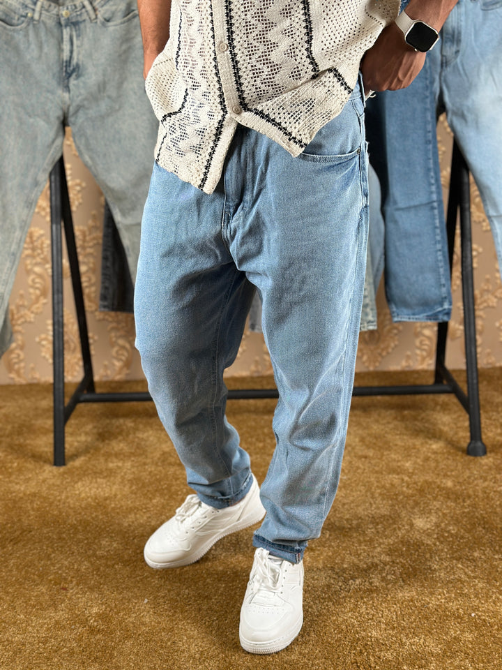 SKY DRIFT BOYFRIEND JEANS