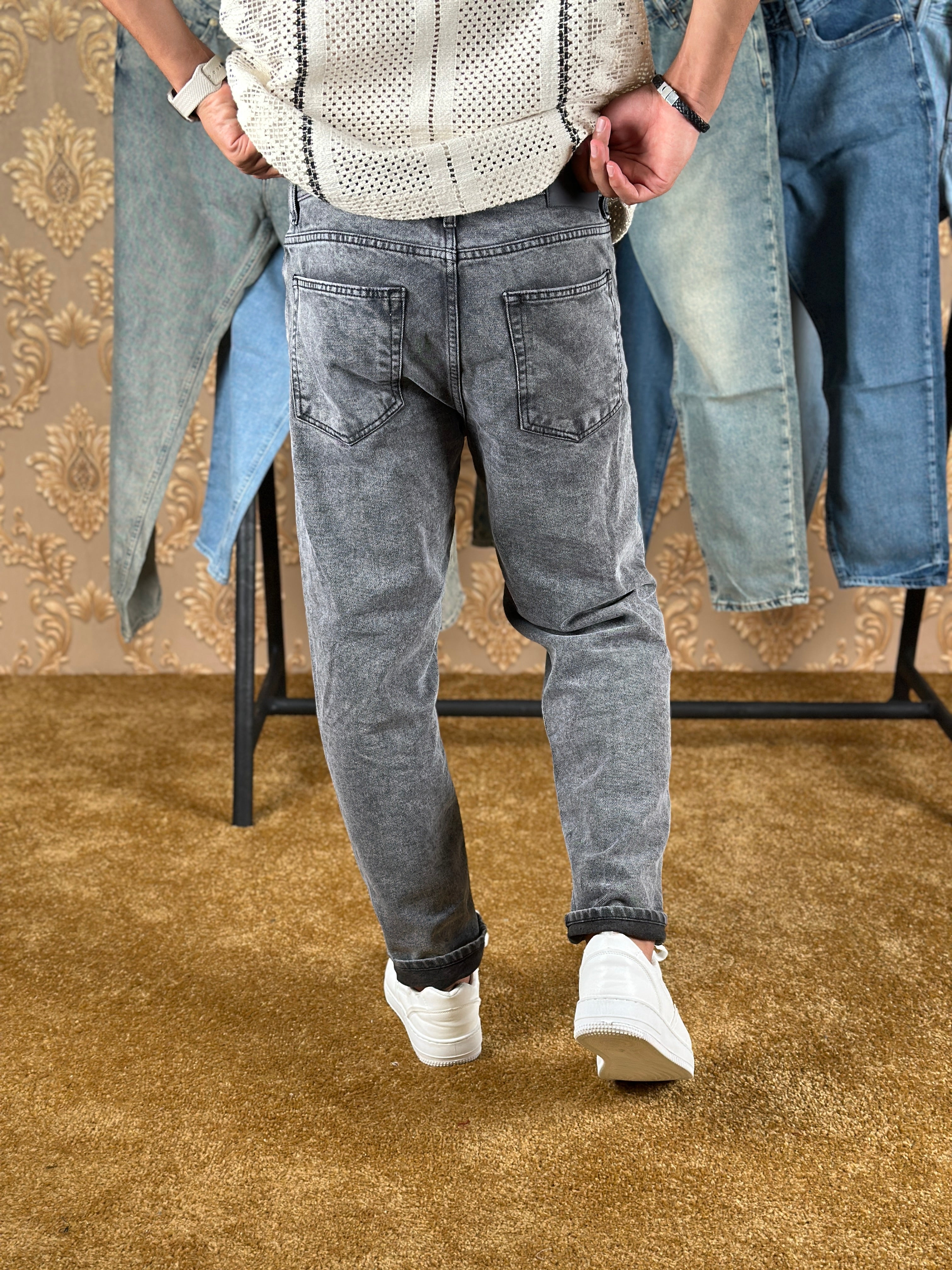 CONCRETE WAVE BOYFRIEND JEANS