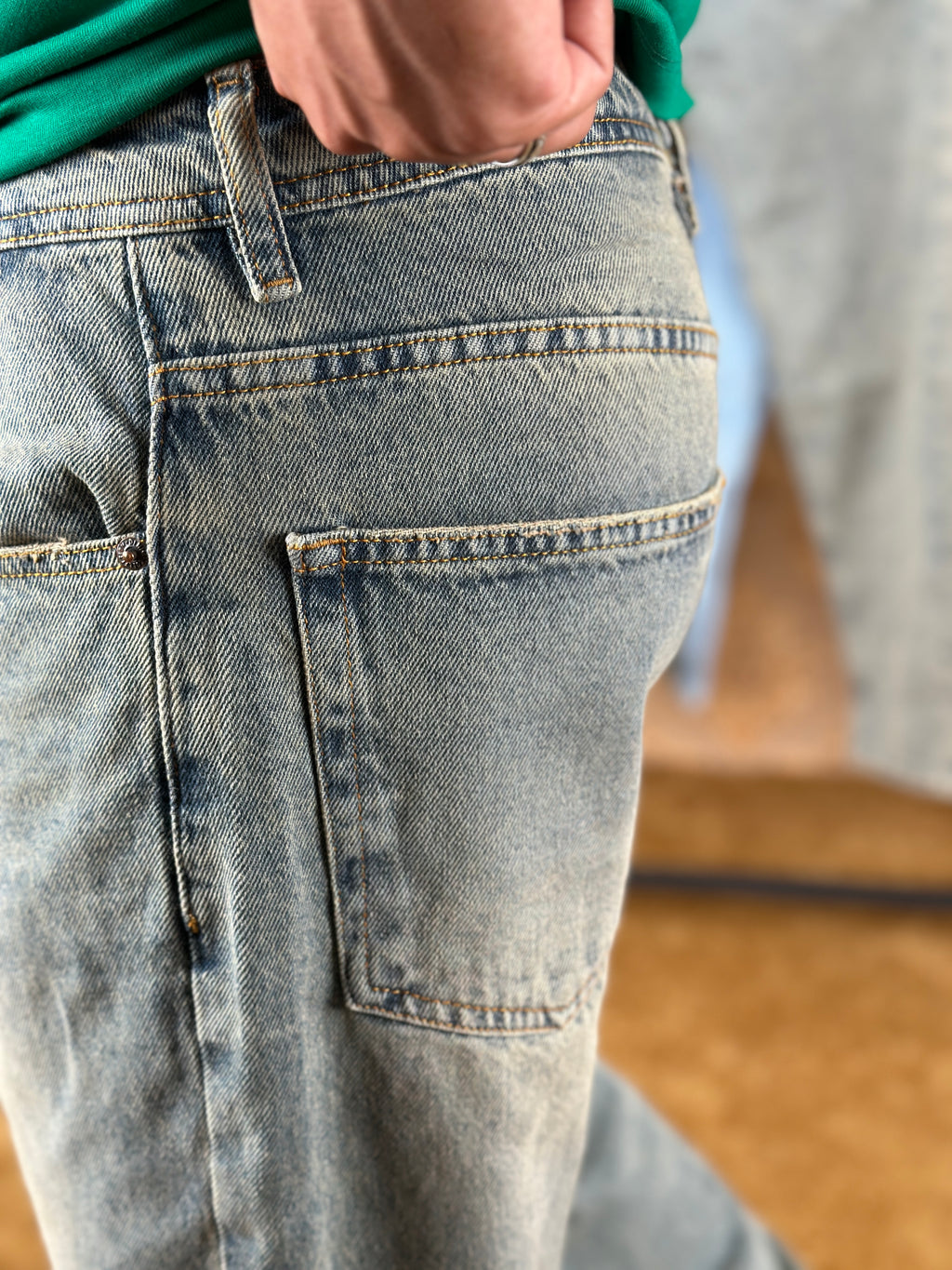 SAND STORM BOYFRIEND JEANS