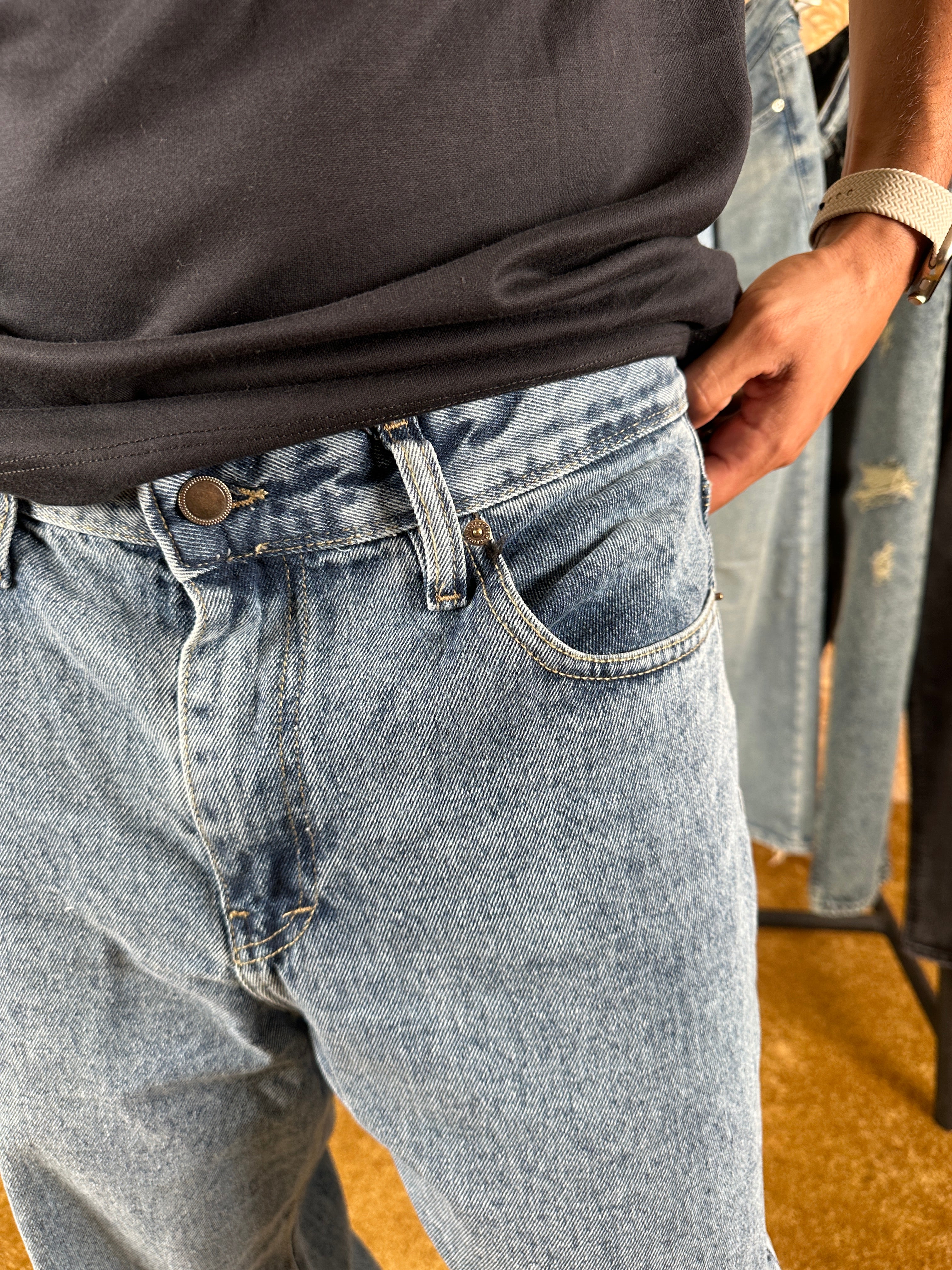 VINTAGE BREEZE BAGGY JEANS