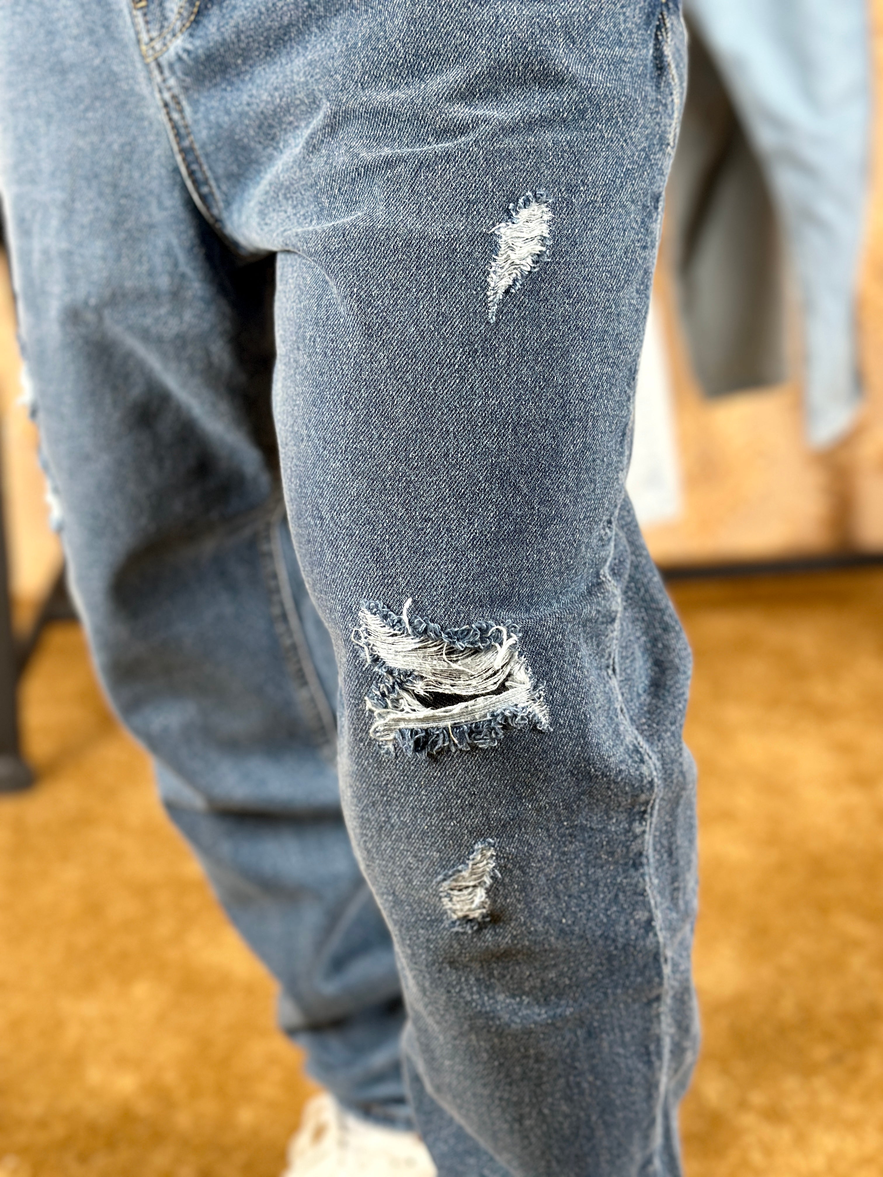 IRON TIDE BOYFRIEND JEANS