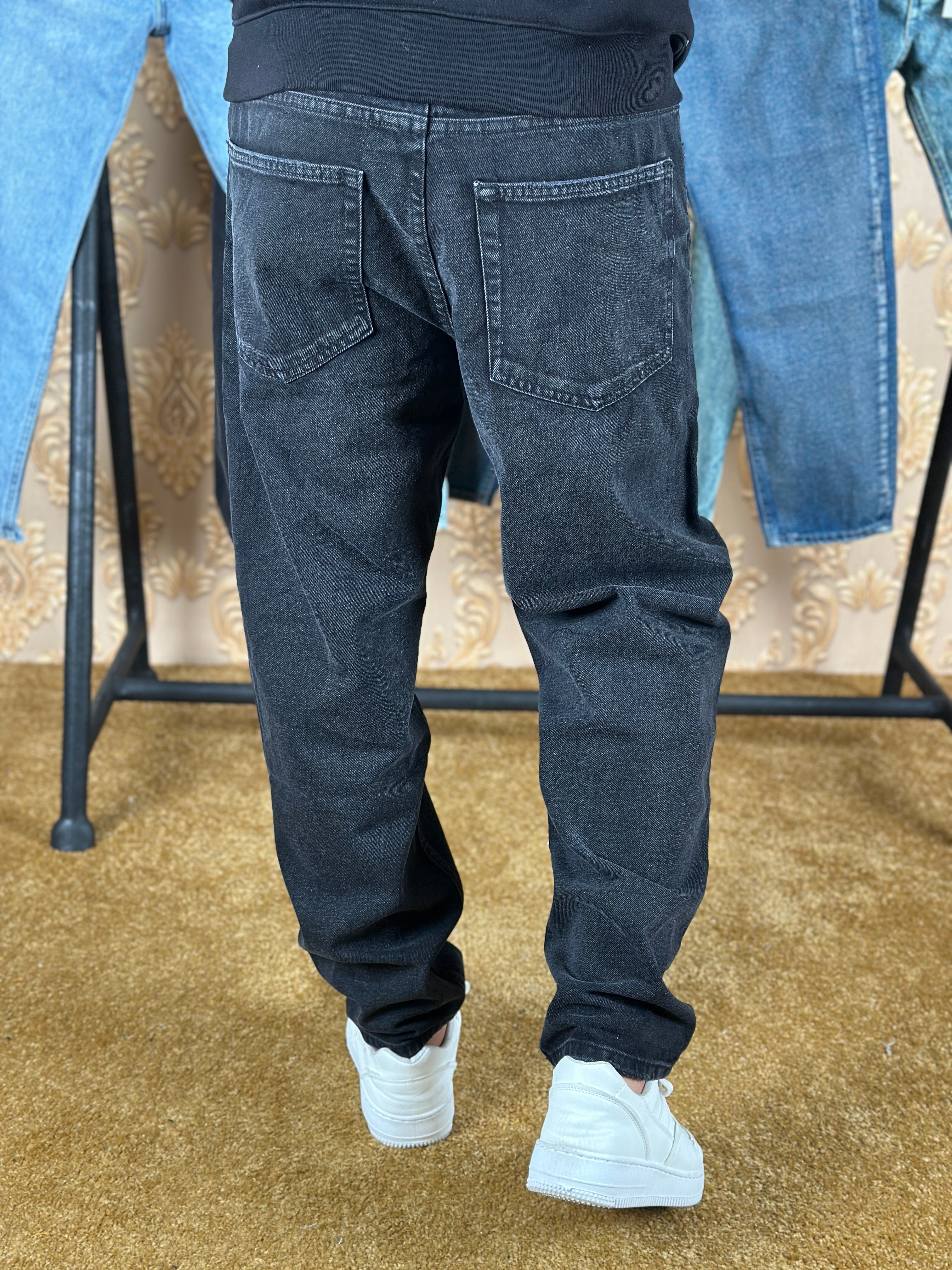 DARK OPS BOYFRIEND JEANS