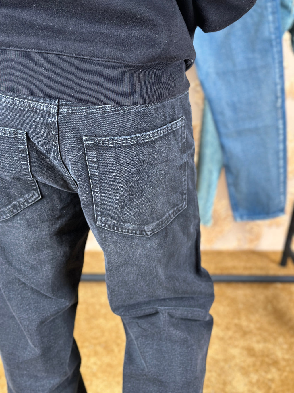 DARK OPS BOYFRIEND JEANS