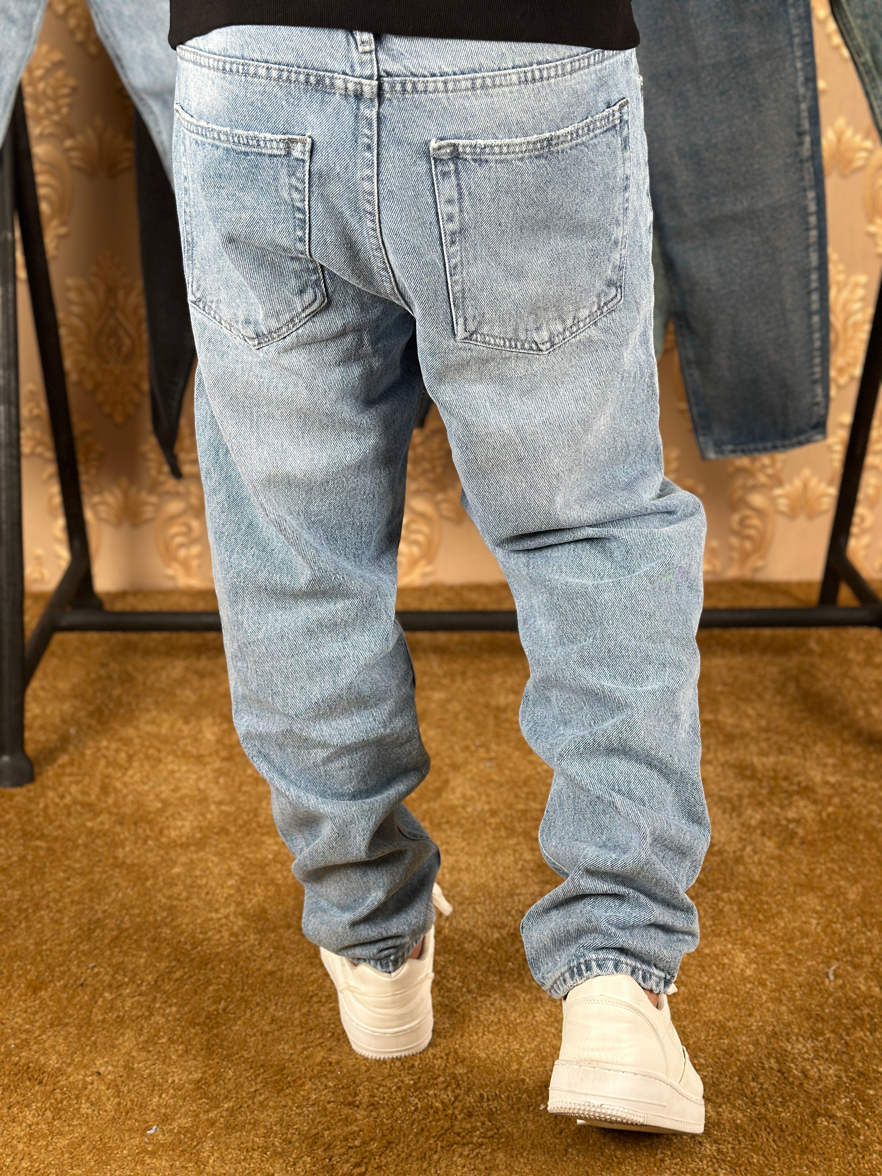 SUNDAY BLUES BOYFRIEND JEANS